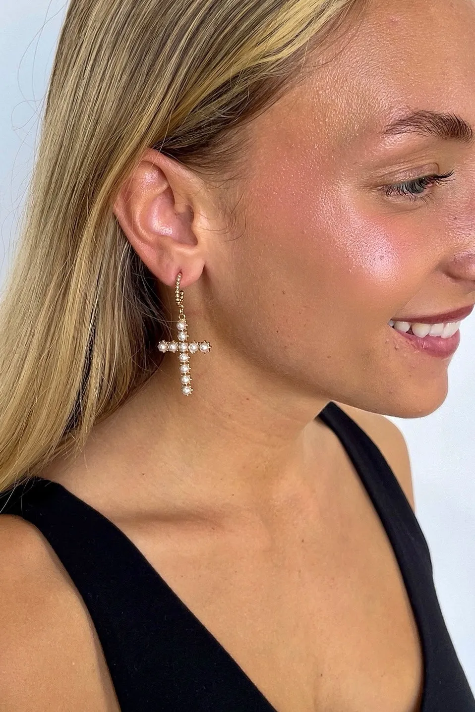 Glamorous Admiration Pearl Cross Hoop Earrings