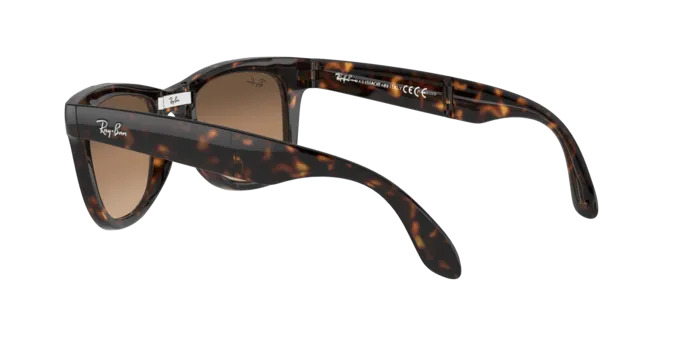 Ray-Ban Folding Wayfarer RB4105 710/51
