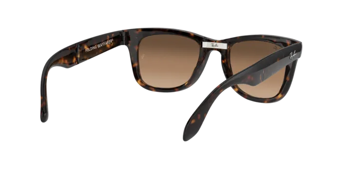Ray-Ban Folding Wayfarer RB4105 710/51