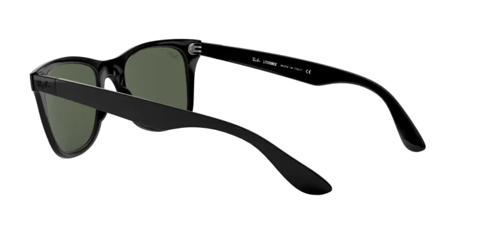 Ray-Ban Wayfarer Liteforce RB4195 601/71