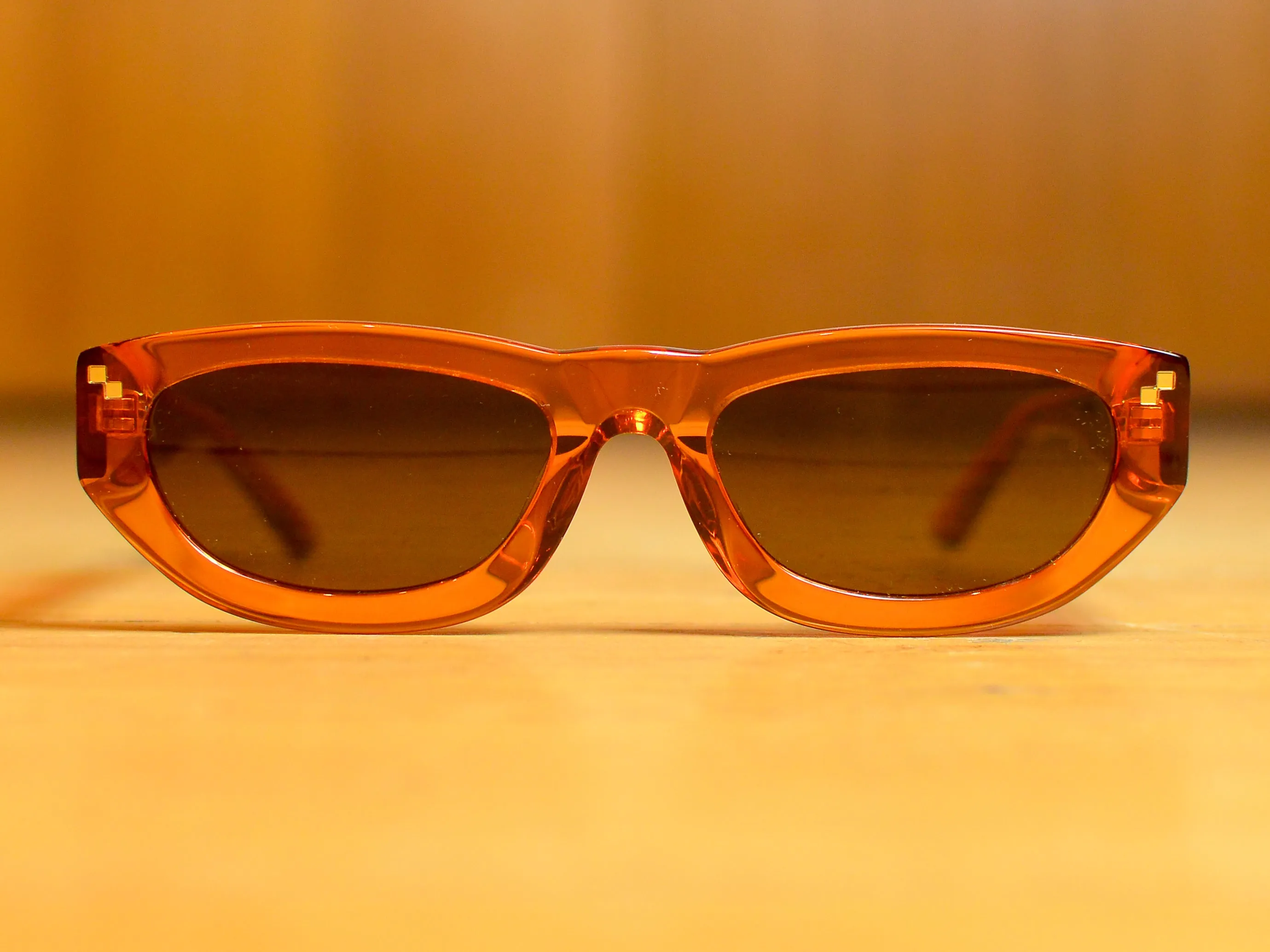 The Pearla - Honey / Brown
